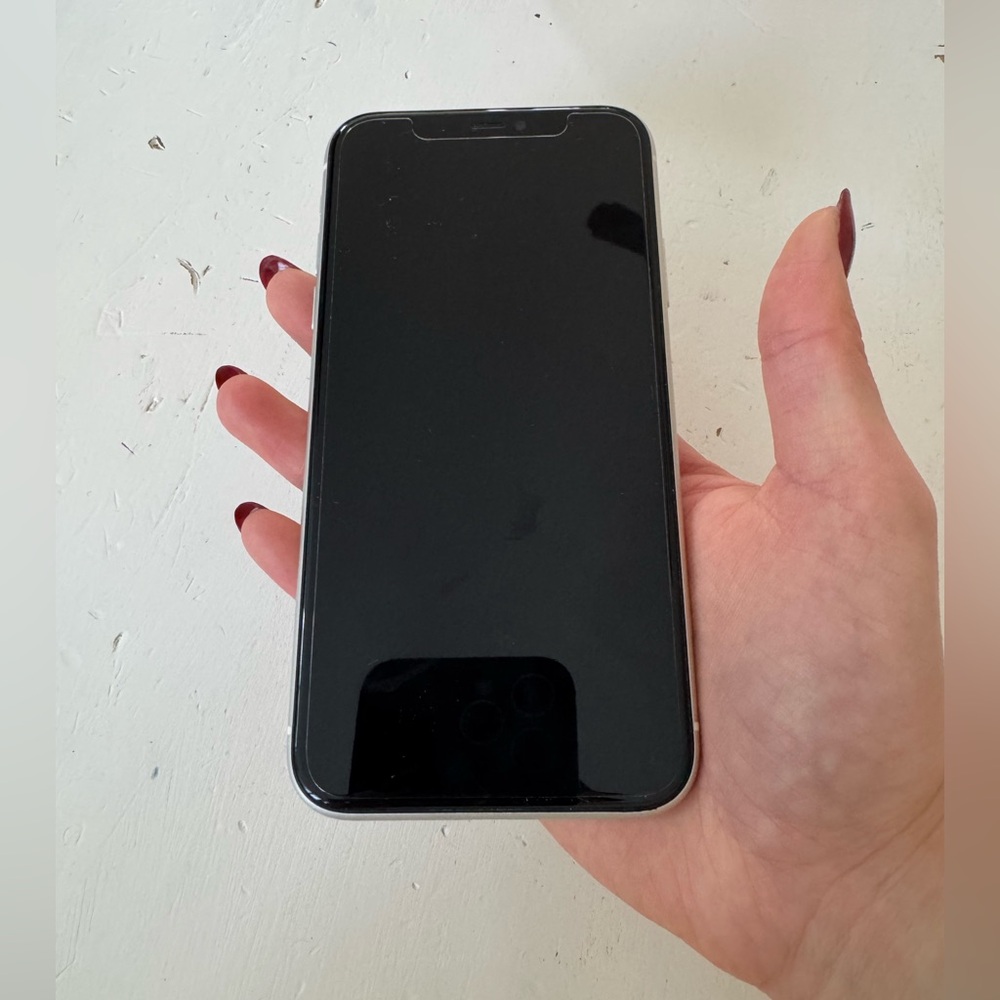 iPhone 11